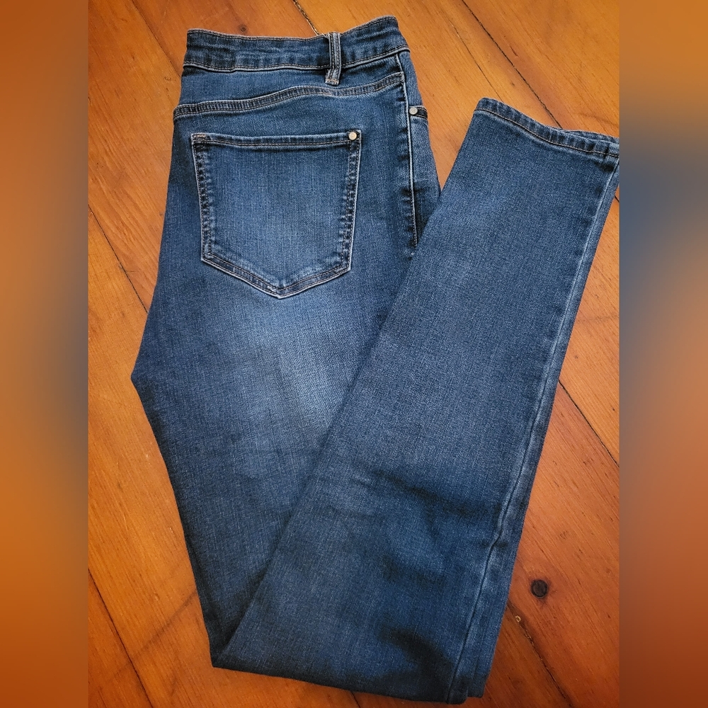 EUC RW&CO. "Natalie" jegging, size M, medium wash